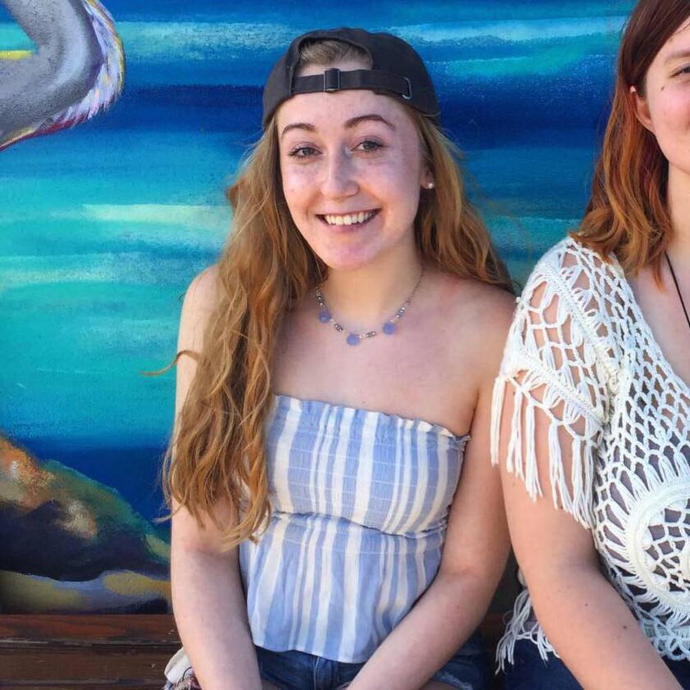 Meet your Posher, Brooke